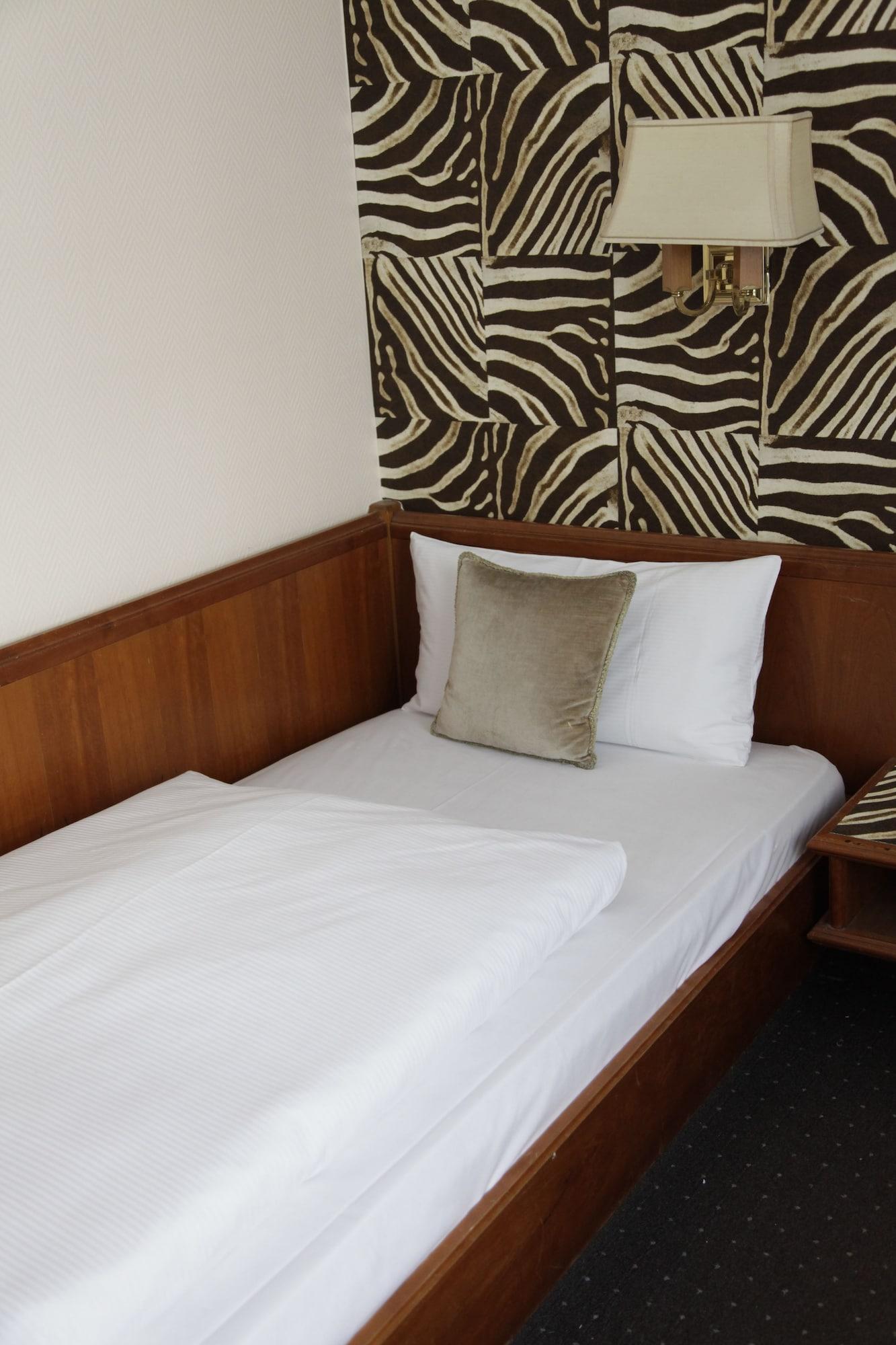 Boutique Krone 3* Munich